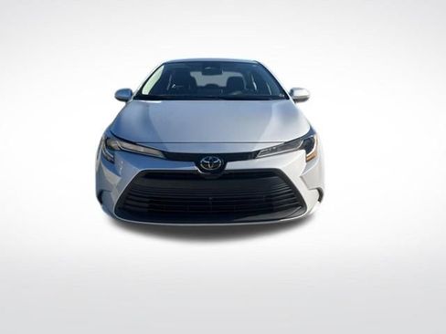 Used 2024 Toyota Corolla LE FWD image 8