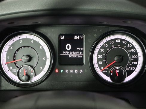 Used 2018 RAM 1500 Express w/ Express Value Package image 27