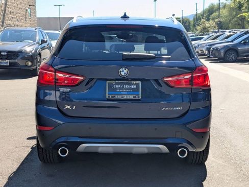 Used 2020 BMW X1 xDrive28i w/ Convenience Package AWD/4WD image 4