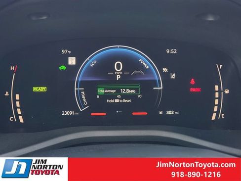 Used 2025 Toyota Camry LE w/ Convenience Package FWD image 17