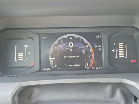 Certified 2024 Toyota Tacoma SR AWD/4WD image 13