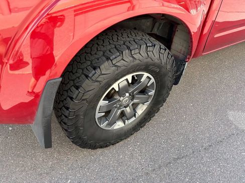 Used 2018 Nissan Frontier PRO-4X AWD/4WD image 13