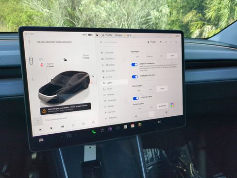 Used 2026 Tesla Model Y Long Range image 25