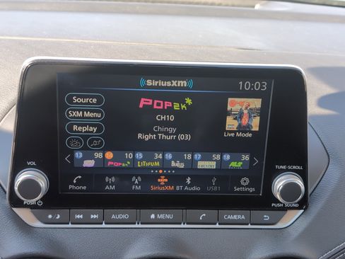 Used 2025 Nissan Sentra SV image 23