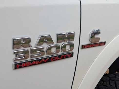 Used 2018 RAM 3500 Laramie AWD/4WD image 7
