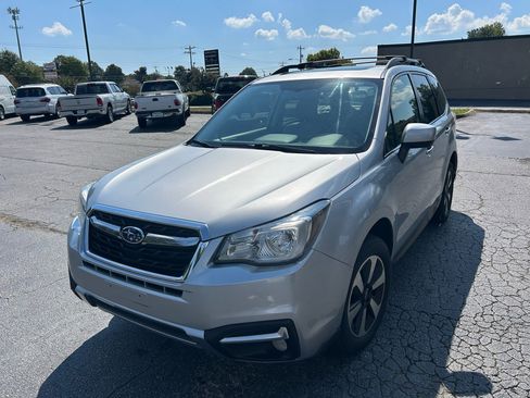 Used 2018 Subaru Forester 2.5i Limited image 5