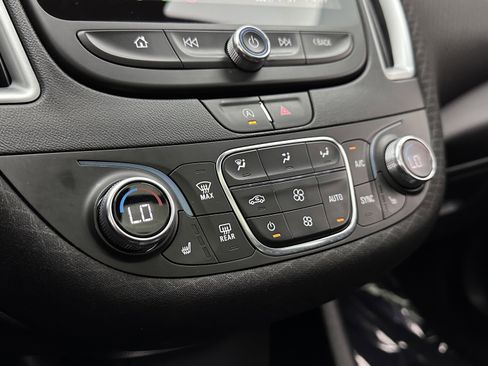 Used 2023 Chevrolet Malibu LT FWD image 13