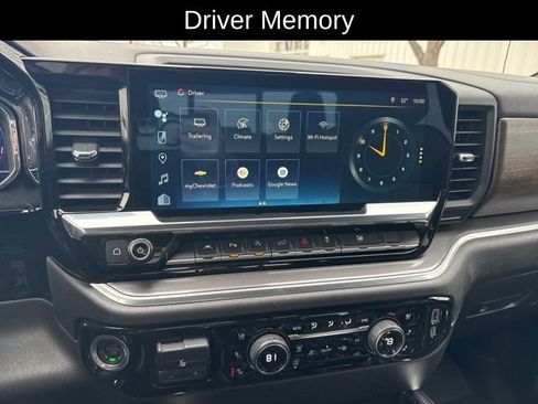 Used 2023 Chevrolet Silverado 1500 High Country w/ Technology Package image 15