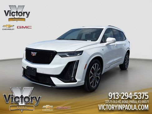 Used 2024 Cadillac XT6 Sport image 1