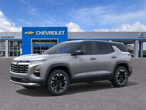 New 2026 Chevrolet Equinox LT w/ Convenience Package II image 2