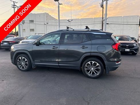 Used 2018 GMC Terrain SLT w/ Preferred Package AWD/4WD image 9