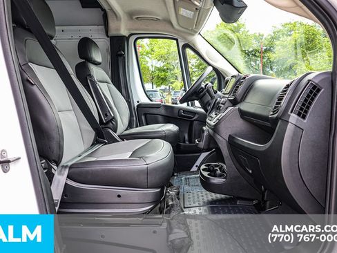 Used 2025 RAM ProMaster 2500 w/ Convenience Group FWD image 19