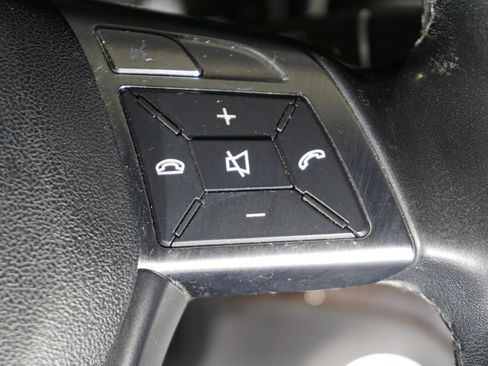 Used 2014 Mercedes-Benz GL 450 4MATIC image 13