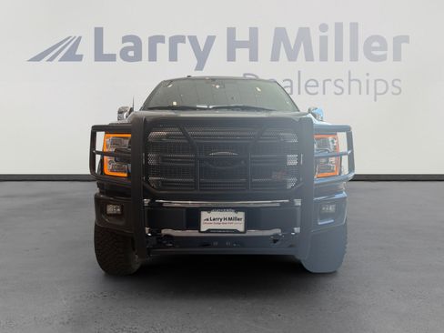 Used 2015 Ford F150 Platinum w/ Equipment Group 701A Luxury AWD/4WD image 8