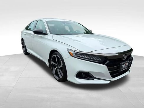 Used 2022 Honda Accord Sport image 9