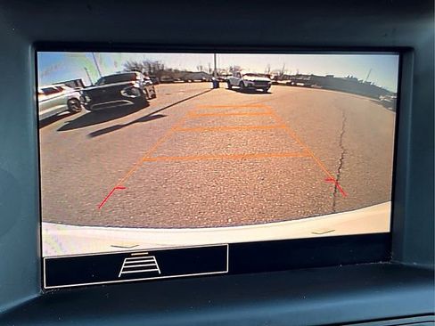 Certified 2024 GMC Terrain SLE FWD image 18