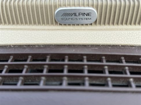 Used 2018 RAM 3500 Laramie Longhorn w/ Longhorn Southfork Package image 30