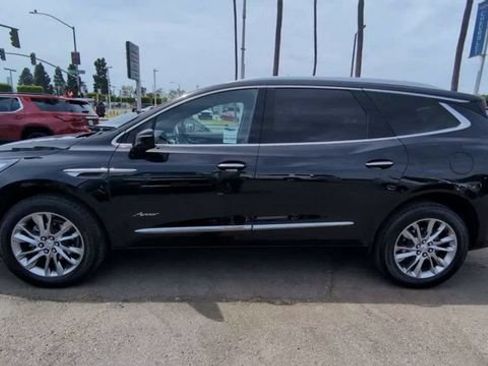 Certified 2023 Buick Enclave Avenir w/ Avenir Technology Package AWD/4WD image 5