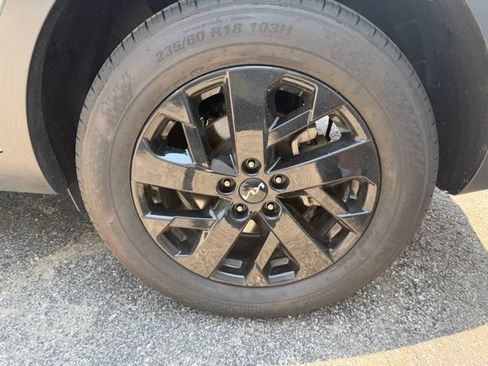 Certified 2023 Kia Sorento S AWD/4WD image 11