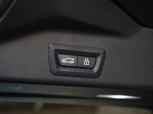 Used 2022 BMW X5 M w/ Executive Package AWD/4WD image 23