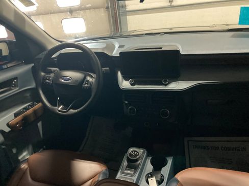 Used 2023 Ford Maverick Lariat w/ Equipment Group 500A Standard image 10