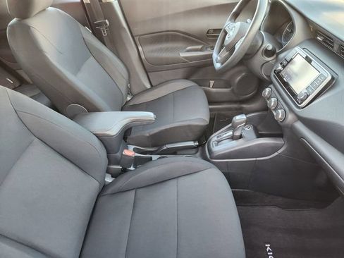 Used 2025 Nissan Kicks Play S FWD image 18