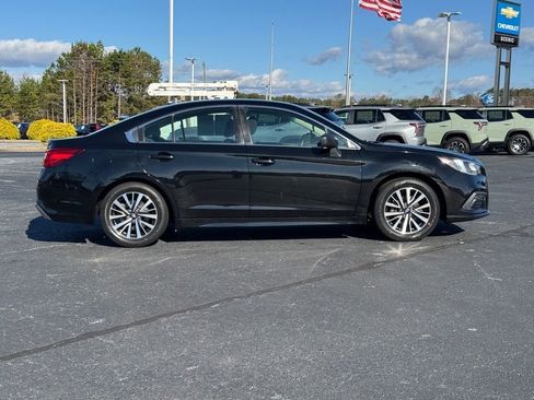 Used 2019 Subaru Legacy 2.5i w/ Alloy Wheel Package image 2