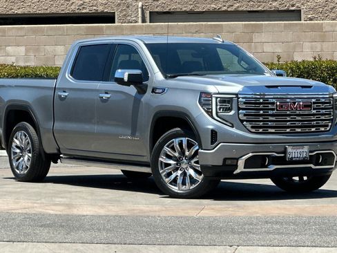 Certified 2023 GMC Sierra 1500 Denali w/ Denali Reserve Package AWD/4WD image 2