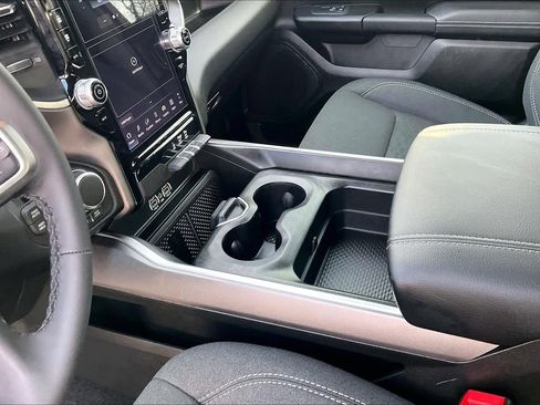 Used 2025 RAM 1500 Lone Star image 15