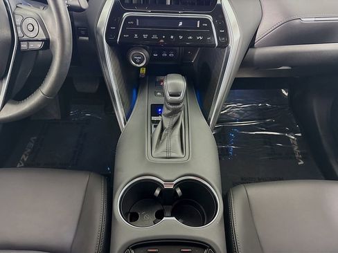 Used 2024 Toyota Venza Nightshade image 37