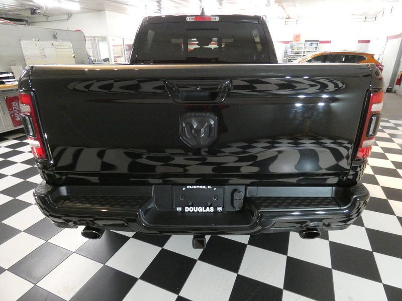 Used 2023 RAM 1500 Laramie AWD/4WD image 5