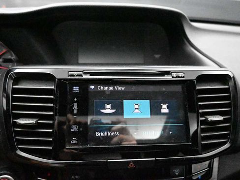 Used 2016 Honda Accord EX-L image 15