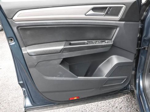 Used 2018 Volkswagen Atlas SE image 25