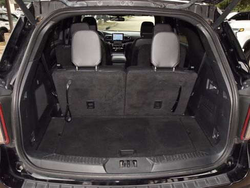 Certified 2023 Ford Explorer ST-Line w/ Class IV Trailer Tow Package RWD image 36