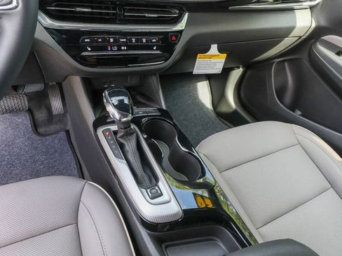 New 2026 Buick Envista Avenir FWD image 20