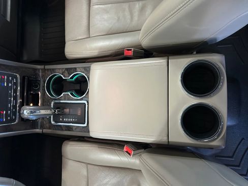 Used 2015 Lincoln Navigator 4WD image 29