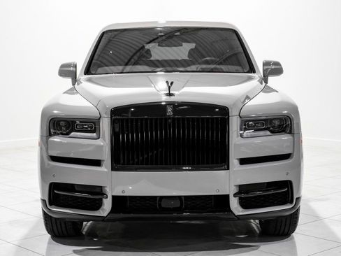 Used 2023 Rolls-Royce Cullinan Black Badge w/ Driver's Package AWD/4WD image 2