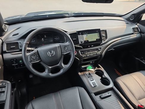 Certified 2023 Honda Passport TrailSport image 26
