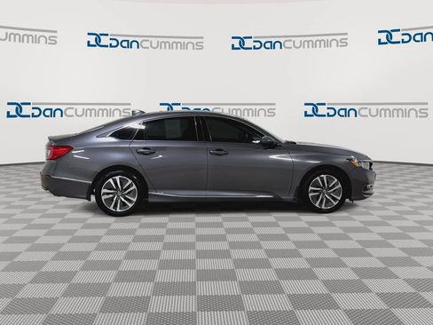 Used 2019 Honda Accord EX image 2