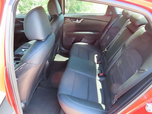 Certified 2024 Kia Forte GT-Line FWD image 27