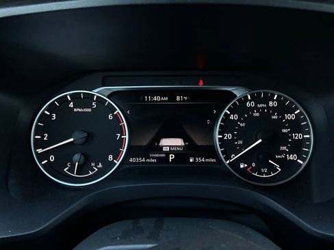 Used 2025 Nissan Rogue SV image 37