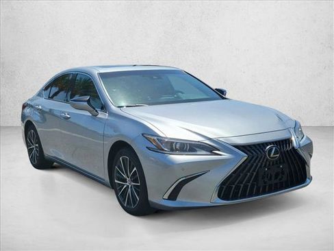 Used 2022 Lexus ES 350 w/ Premium Package FWD image 4