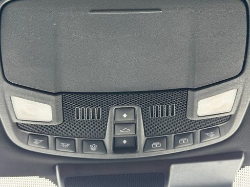 Used 2019 Ford F150 Lariat w/ Equipment Group 502A Luxury AWD/4WD image 27