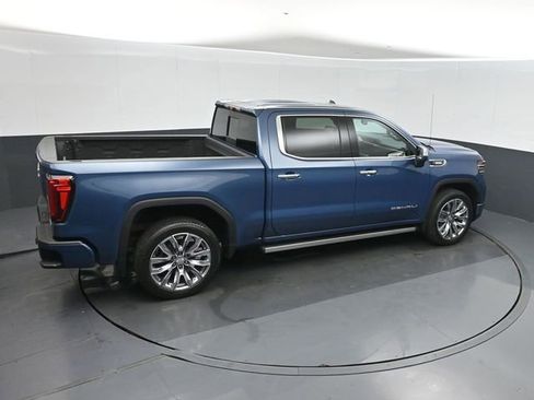 Used 2024 GMC Sierra 1500 Denali AWD/4WD image 30