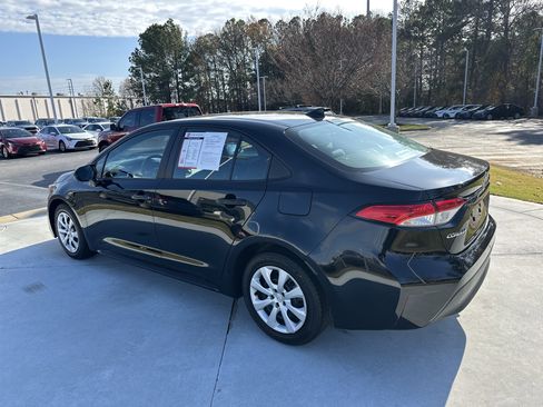 Certified 2024 Toyota Corolla LE image 8