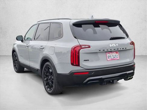 Used 2022 Kia Telluride SX w/ SX Prestige Package AWD/4WD image 8