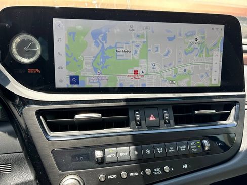 Certified 2025 Lexus ES 350 w/ Premium Package FWD image 16