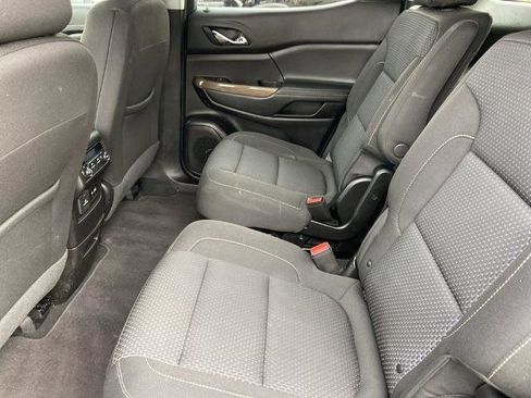 Used 2022 GMC Acadia SLE w/ Driver Convenience Package image 20