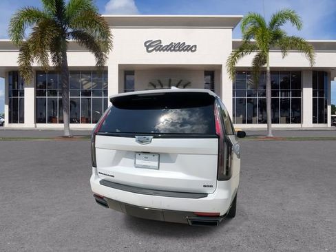 Certified 2024 Cadillac Escalade Sport w/ LPO, ONYX Package image 13