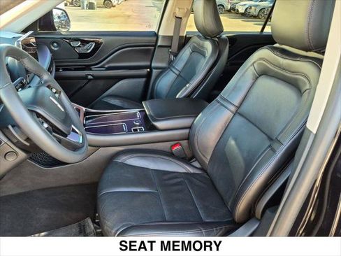 Certified 2024 Lincoln Aviator Reserve w/ Equipment Group 201A RWD image 21